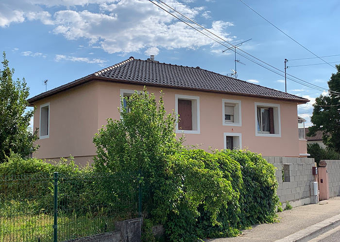 Isolation par l’extérieur d’une maison à Bourg-en-Bresse