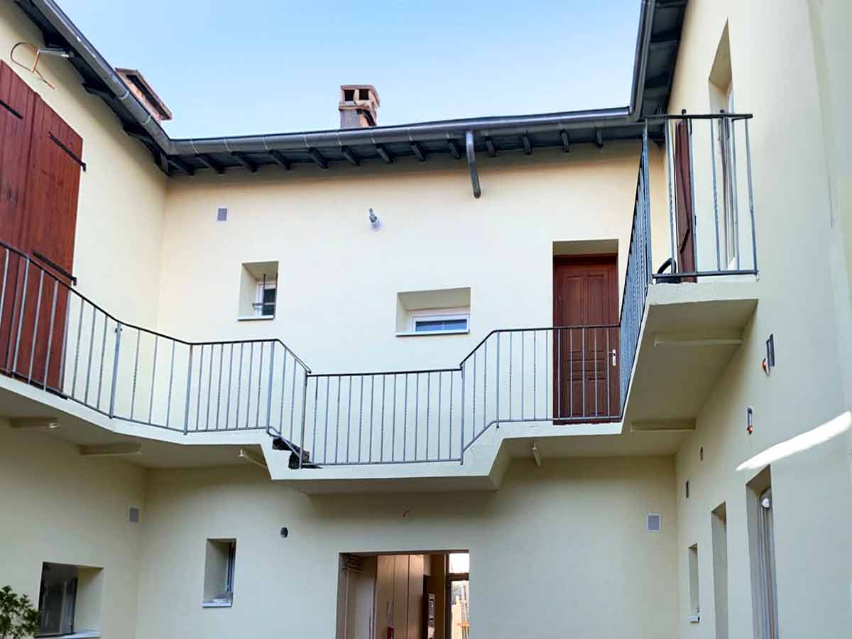 Maison après des travaux d'isolation extérieur à Décines-Charpieu