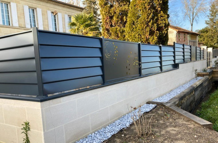 Panneau de clôture aluminium